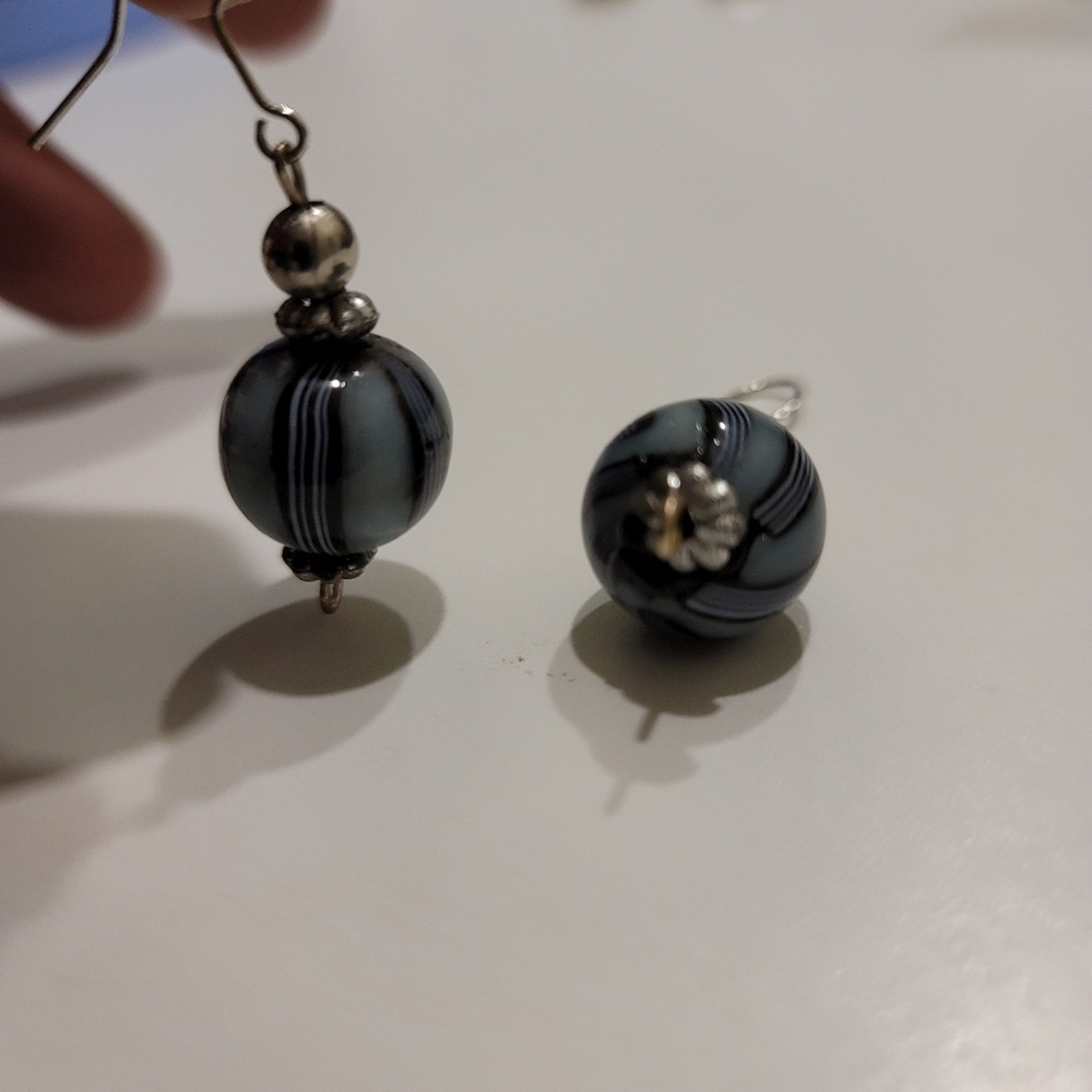 EARRINGS - Picture 4 of 5